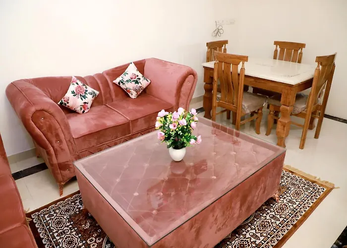 Divine India Service Apartment 3Bhk, 2B Saket